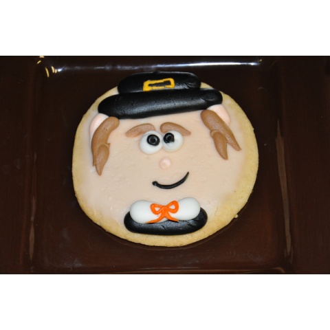 Thanksgiving Decorated Cookie- Pilgrim Boy